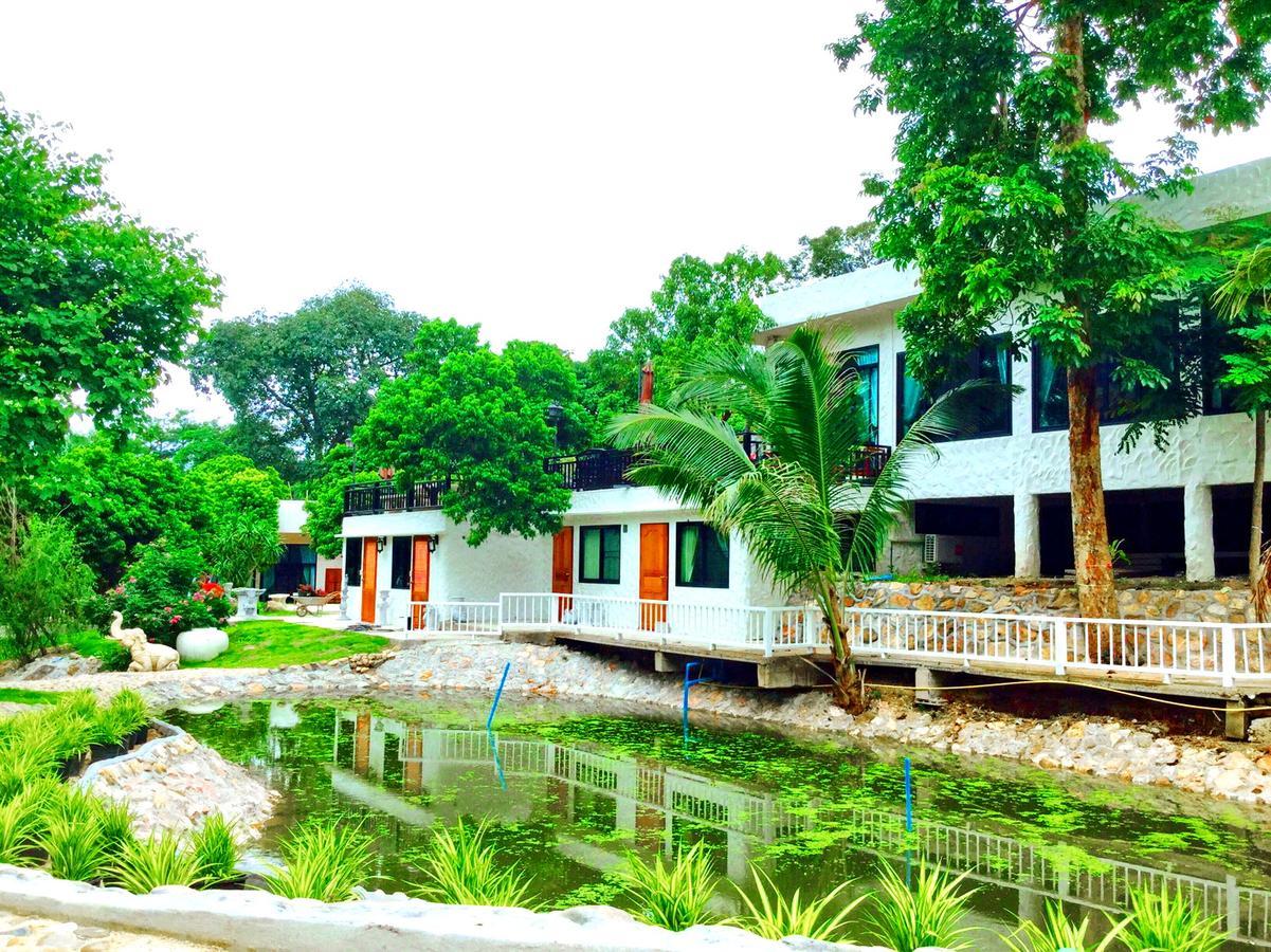 Silver Garden Resort Suan Phueng Exteriér fotografie
